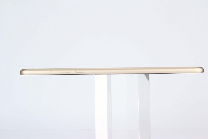 xiaomimipad2_right_side.jpg