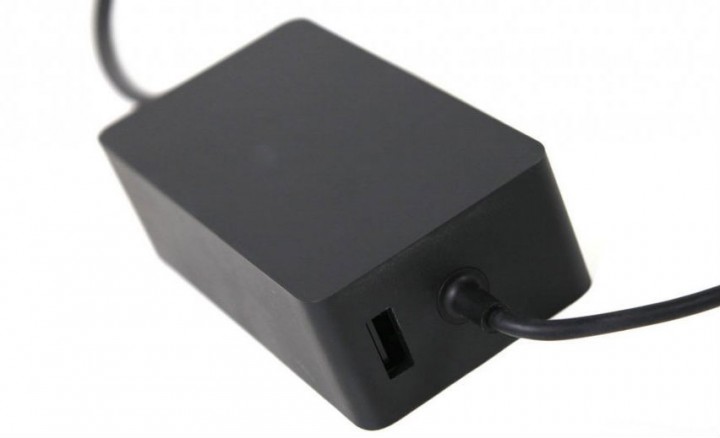 surface-pro-2-charger.jpg