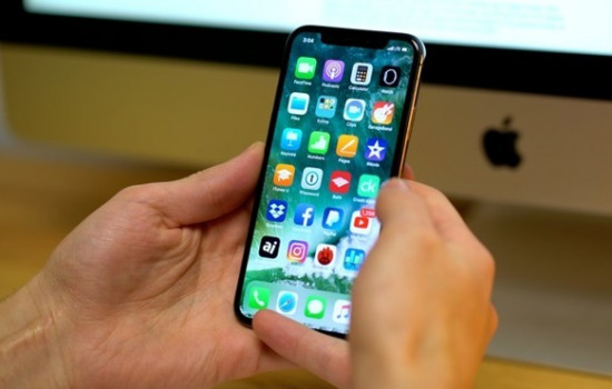 Apple возобновляет производство iPhone X из-за слабых продаж iPhone XS