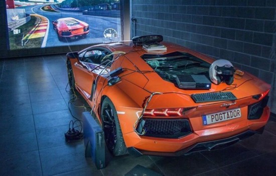 Lamborghini Aventador - теперь самый дорогой игровой контроллер