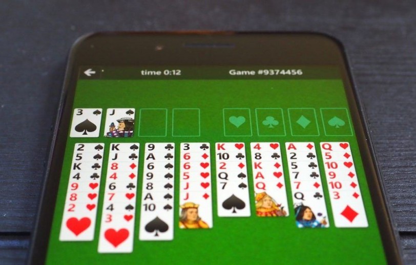 Microsoft solitaire android. Microsoft Solitaire. Microsoft Solitaire photo.