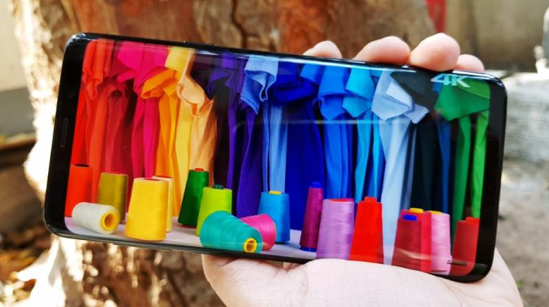 Вечное противостояние: AMOLED против IPS